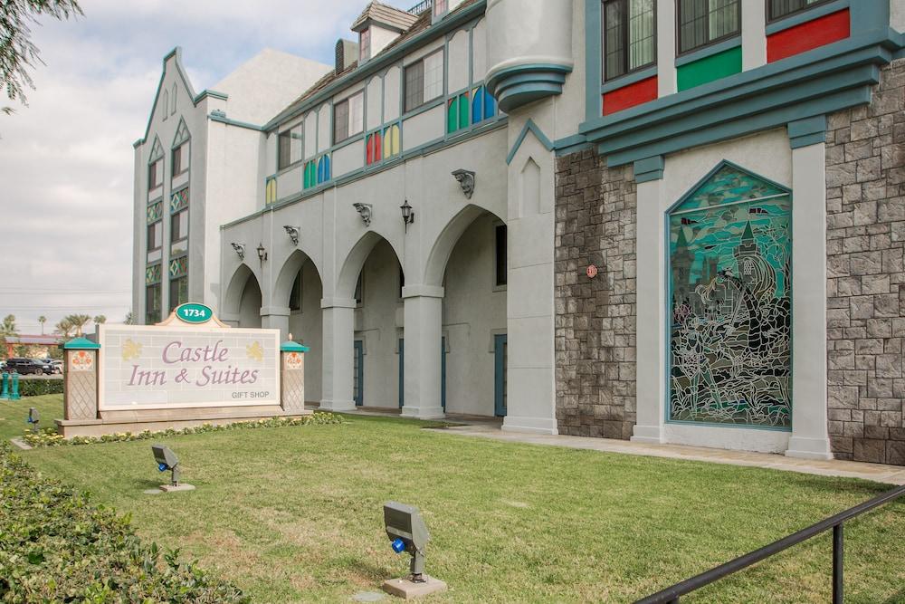 Castle Inn&Suites Anaheim Exterior foto